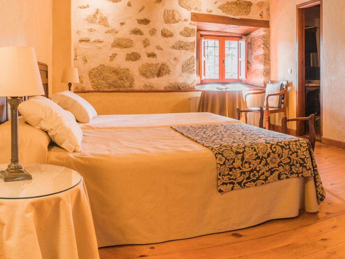 Posada Real La Casa De Arriba Наварредонда-де-Гредос Экстерьер фото