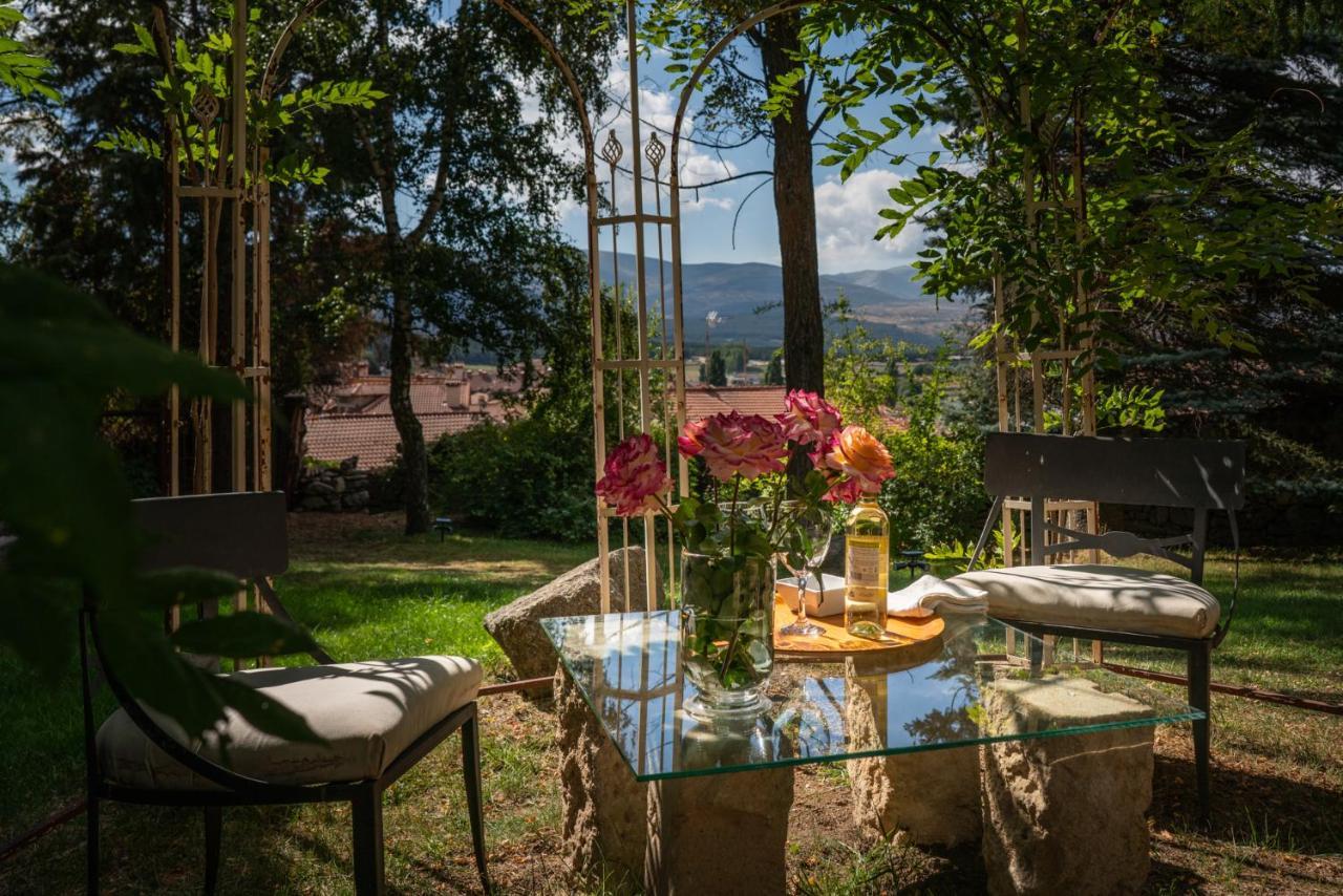 Posada Real La Casa De Arriba Наварредонда-де-Гредос Номер фото