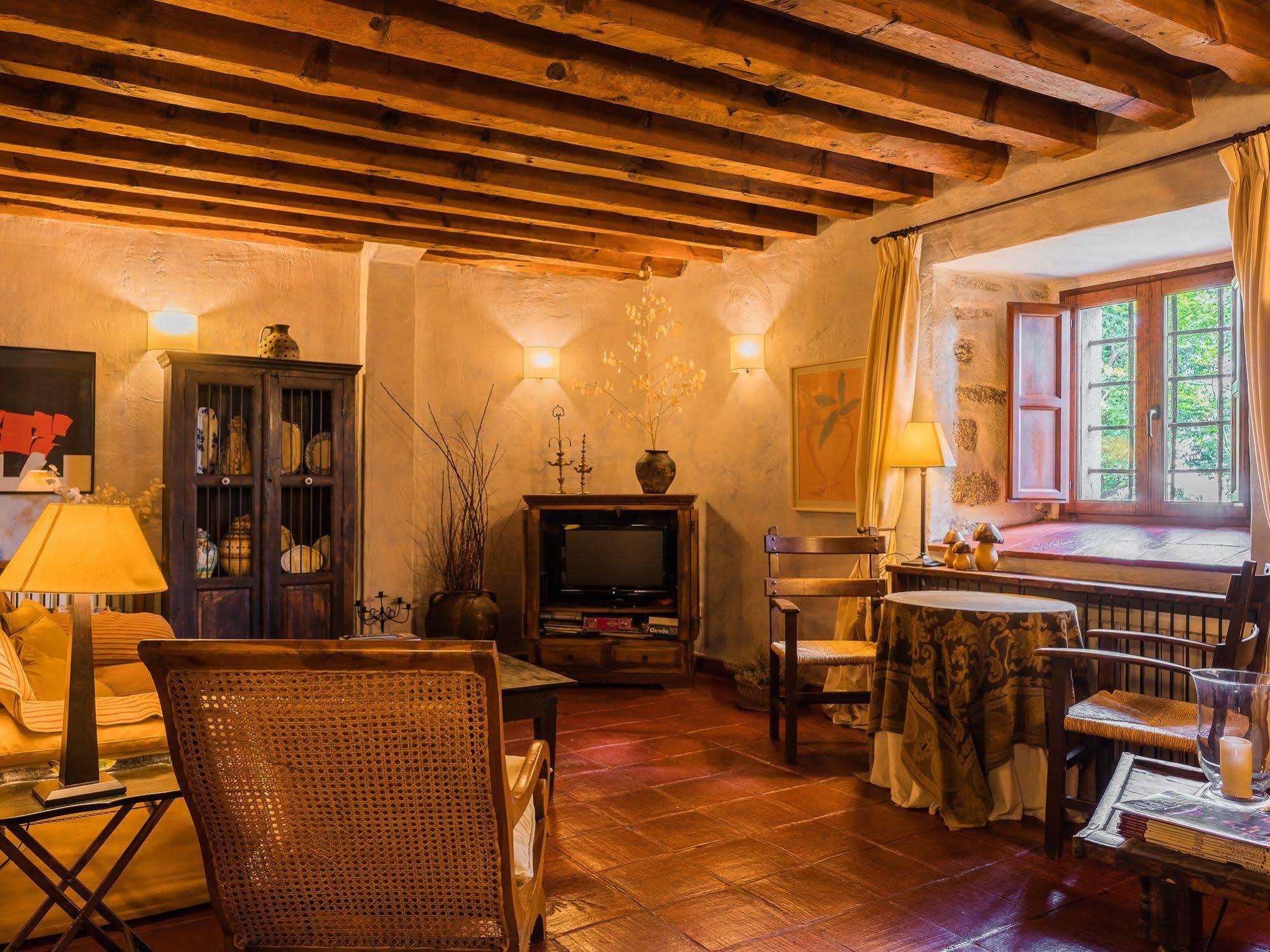 Posada Real La Casa De Arriba Наварредонда-де-Гредос Экстерьер фото